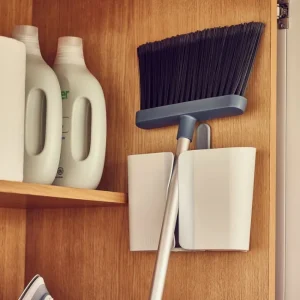 Balai avec montage mural CleanStore™, Joseph Joseph