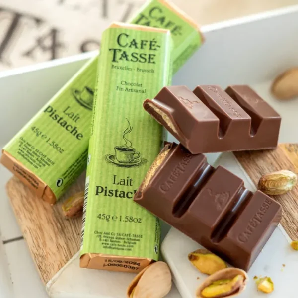 Barre de chocolat au Lait Pistache, Café Tasse