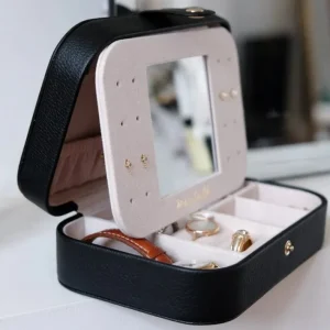 Boîte à Bijoux de Voyage Brigitte Cuir Noir, Maison Scarlett