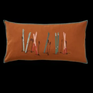 Coussin brodé Passe-montagne Caramel, Sylvie Thiriez