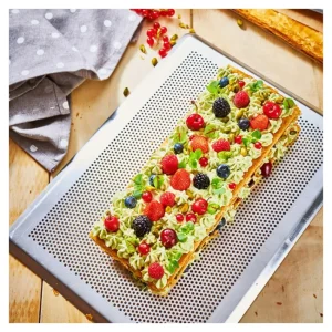Plaque de cuisson inox perforée, de Buyer