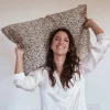 Taie d'Oreiller en Soie 51 x 76 cm Léopard, Emily's Pillow