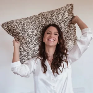 Taie d'Oreiller en Soie 51 x 76 cm Léopard, Emily's Pillow