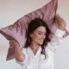 Taie d'Oreiller en Soie 51 x 76 cm Bois de Rose, Emily's Pillow